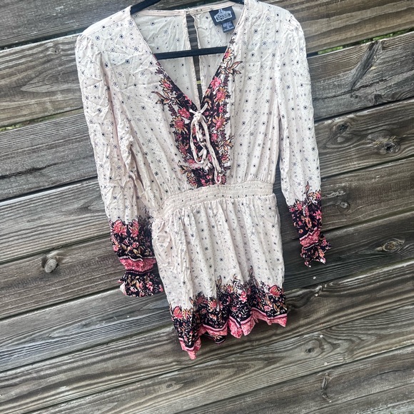 Angie Boho Long Sleeve Floral Romper Pockets Lace Up Coastal Cowgirl - Picture 2 of 4